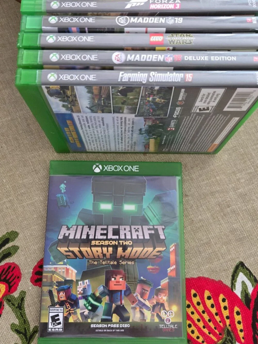 Minecraft: Story Mode Season Two (Microsoft Xbox One, 2017) plus 5 More Games!